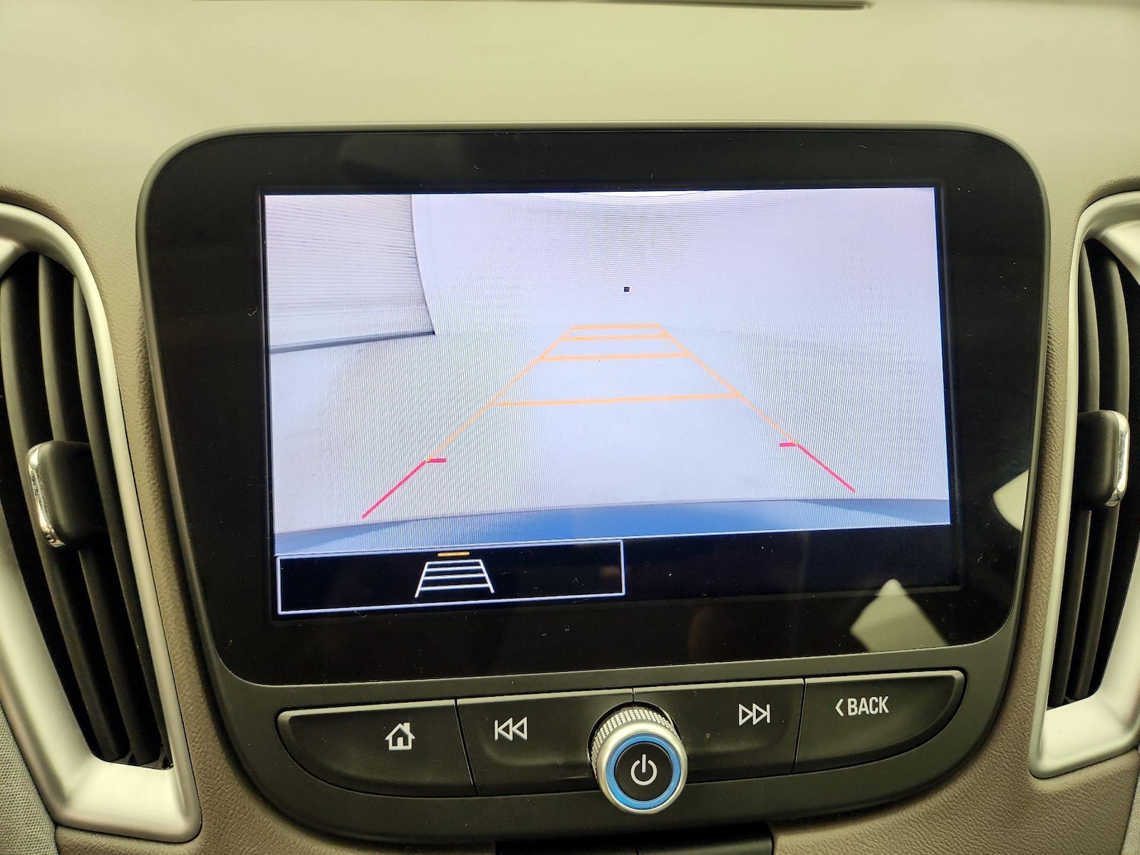 2025 Chevrolet Malibu 1LT - Photo 15