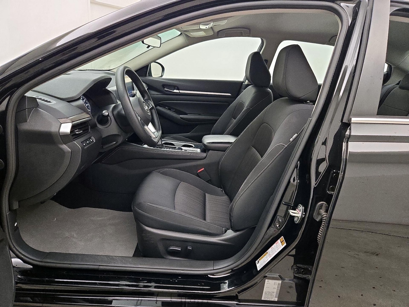 Power Seat(s) & Side Airbags