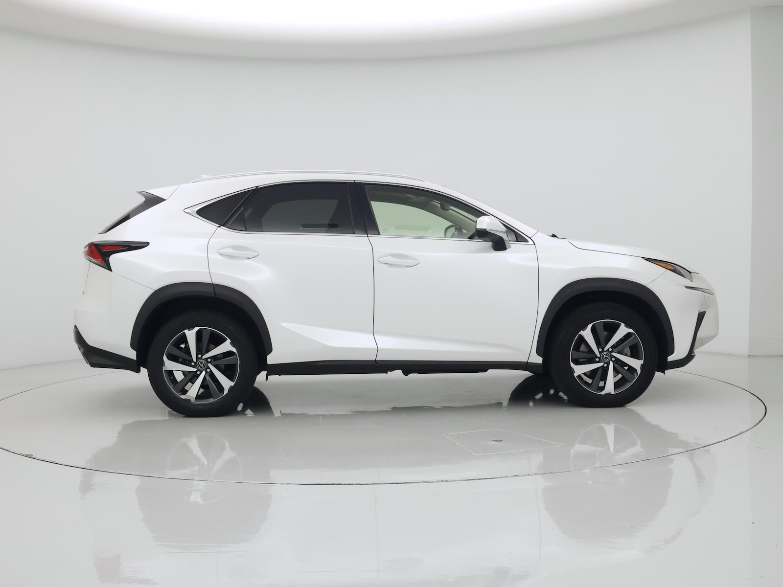 2020 Lexus NX 300 - Photo 8