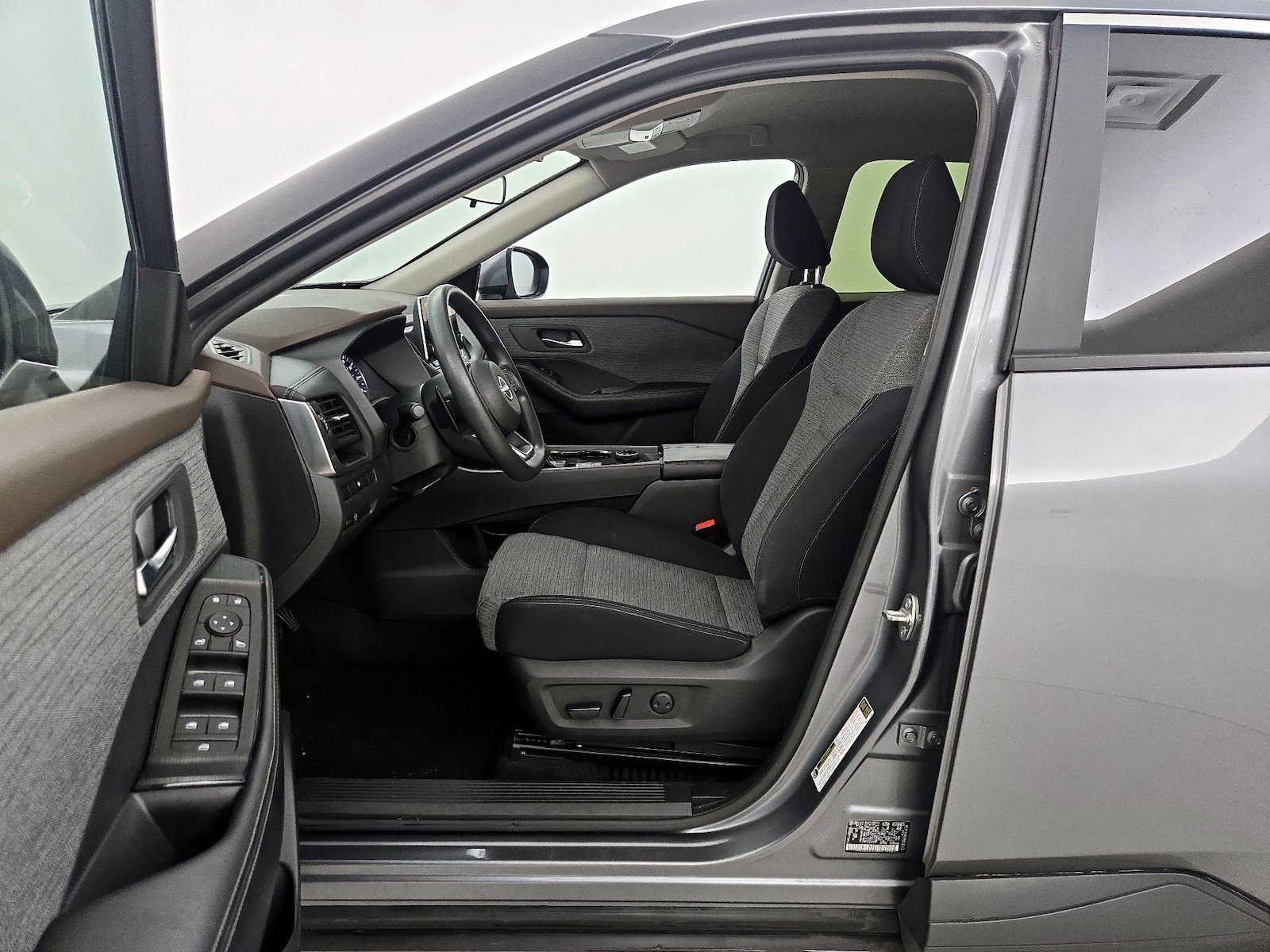 Power Seat(s) & Side Airbags