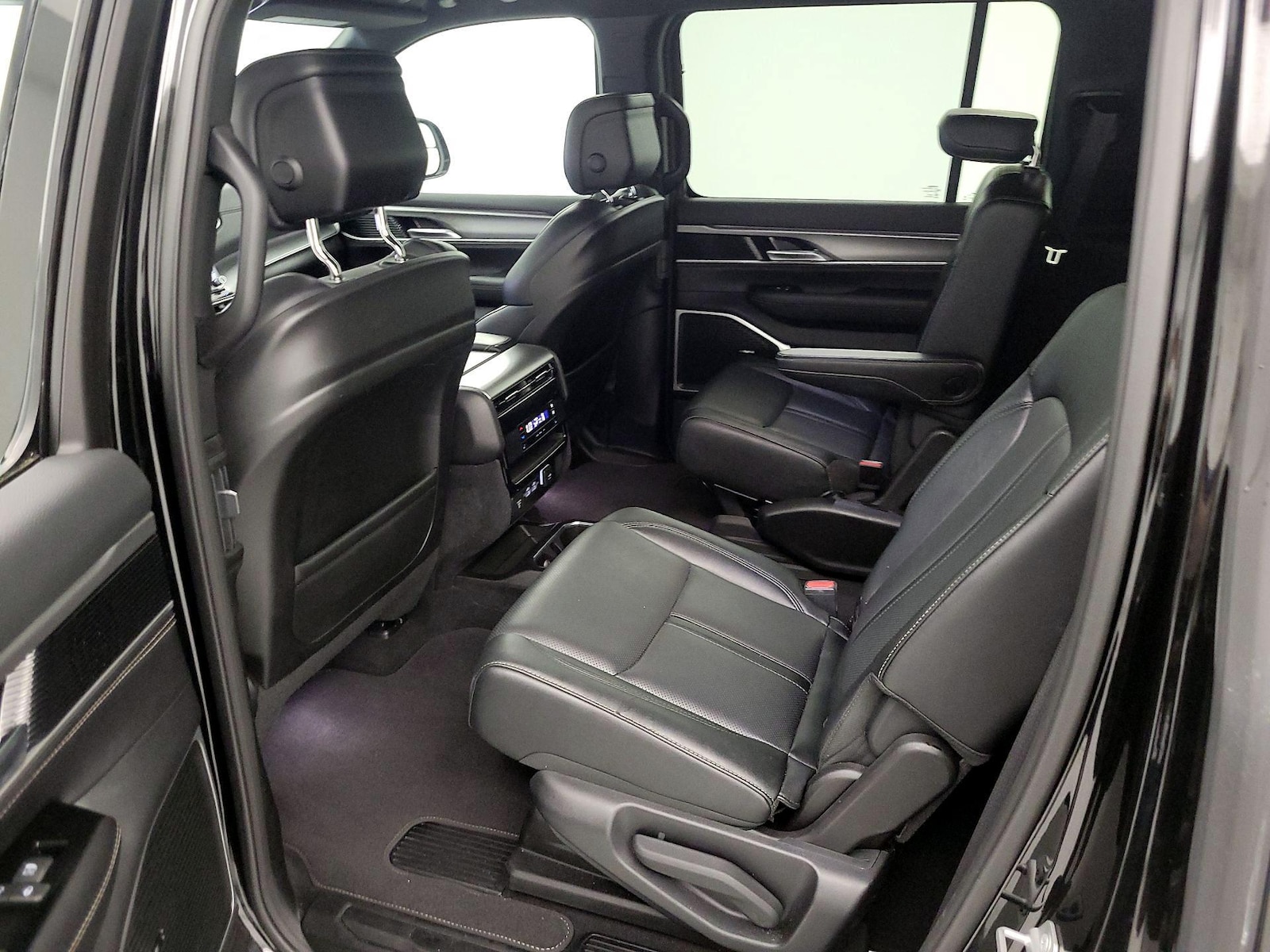 Rear Air Conditioning