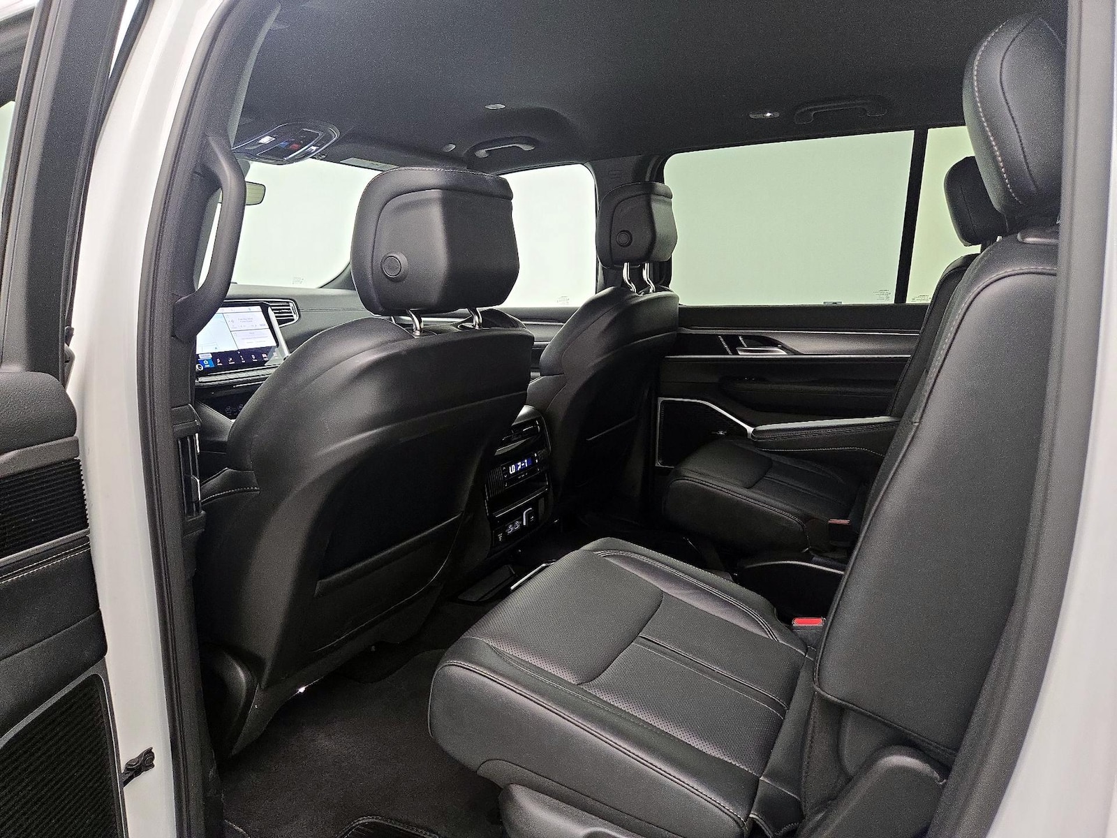 Rear Air Conditioning