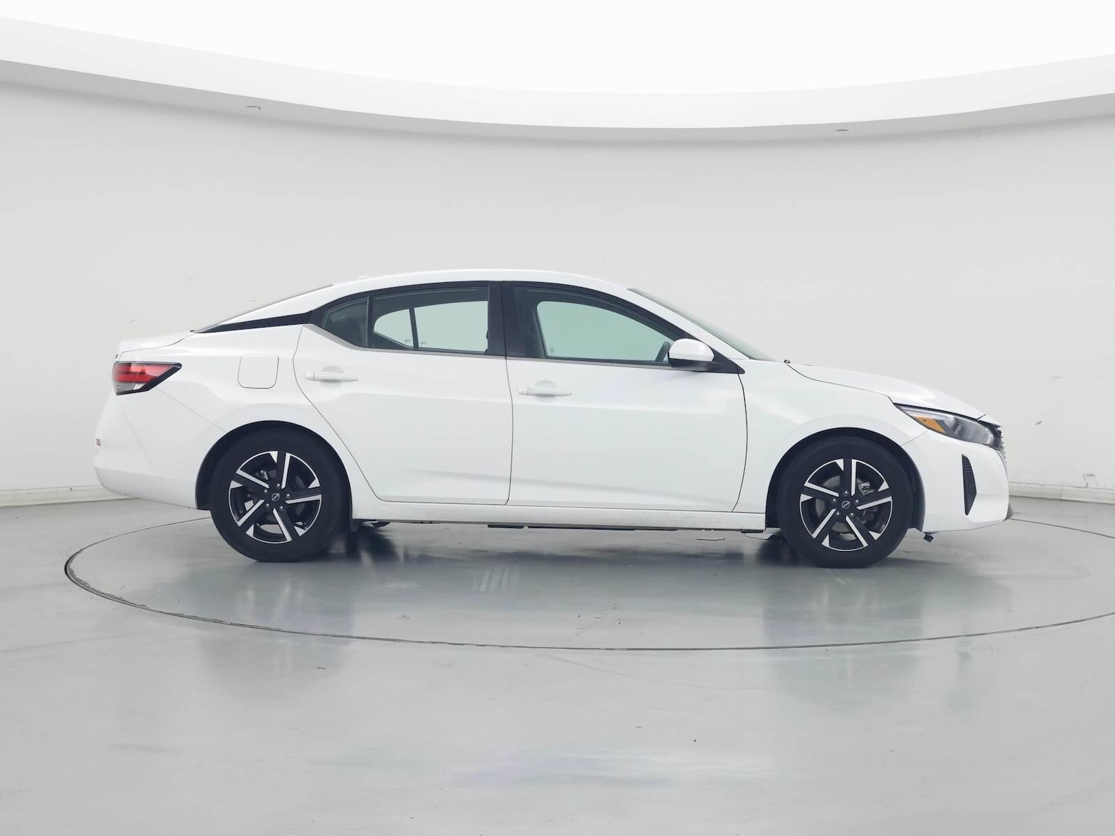 2024 Nissan Sentra SV - Photo 8