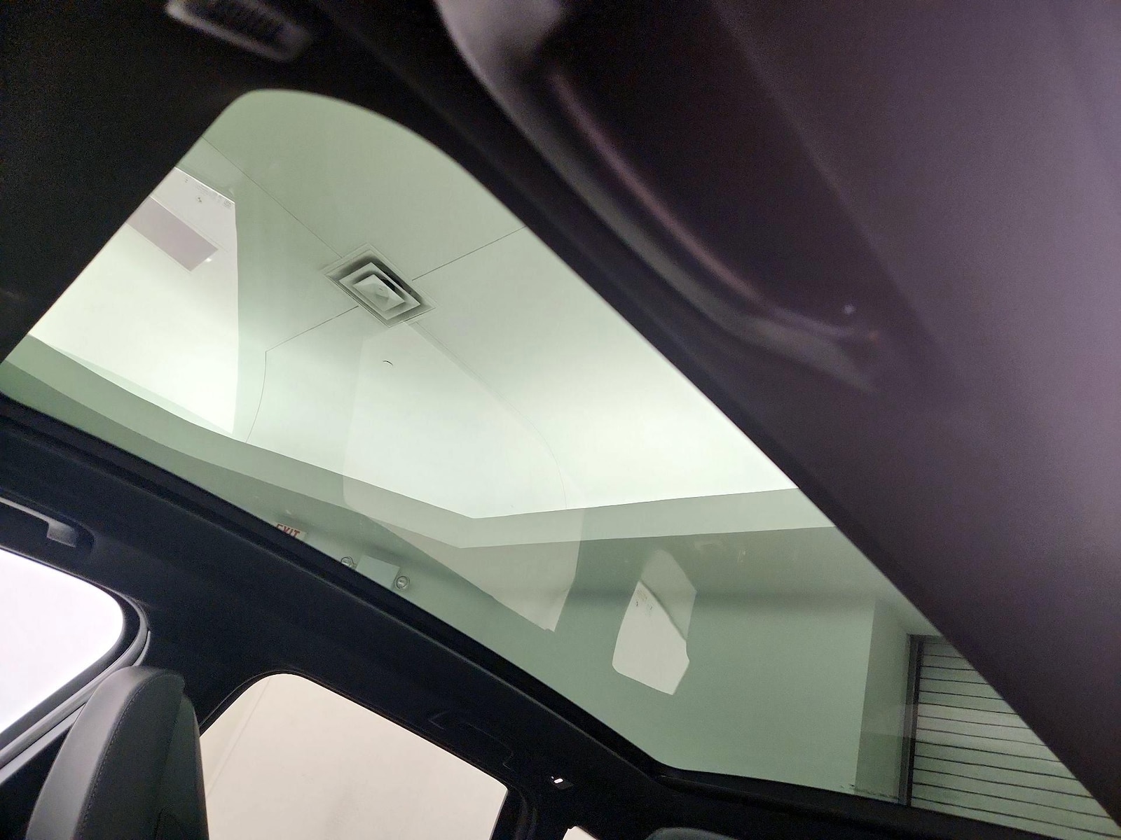 Skylight(s) & Overhead Airbags