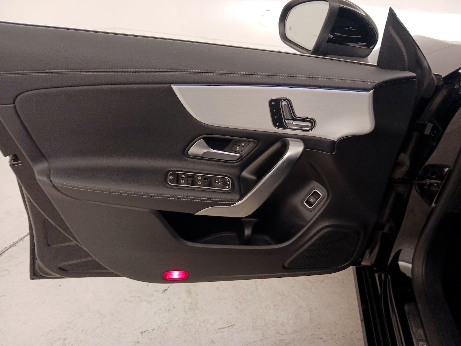 2025 Mercedes-Benz CLA CLA 250 - Photo 13
