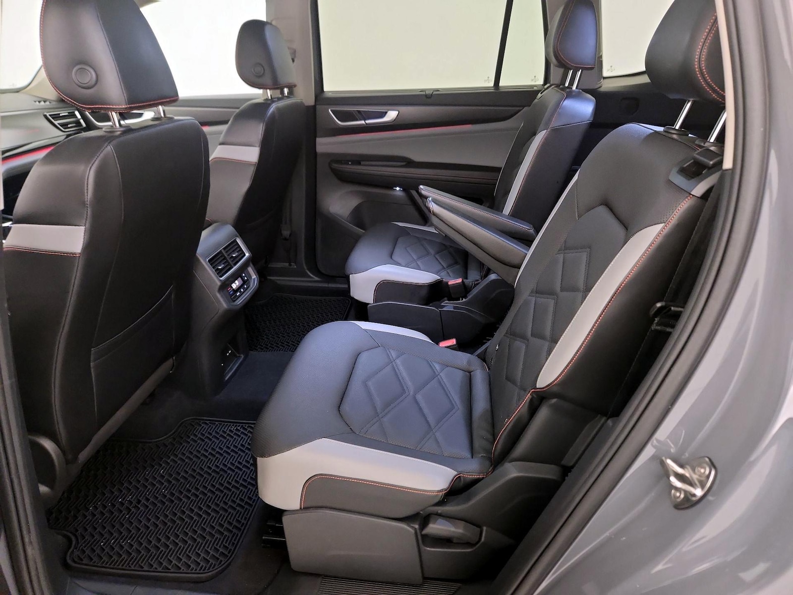 Rear Air Conditioning