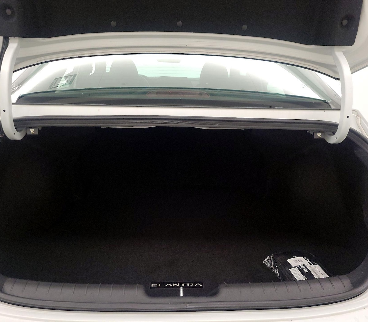 Trunk/Cargo (Seats Up)