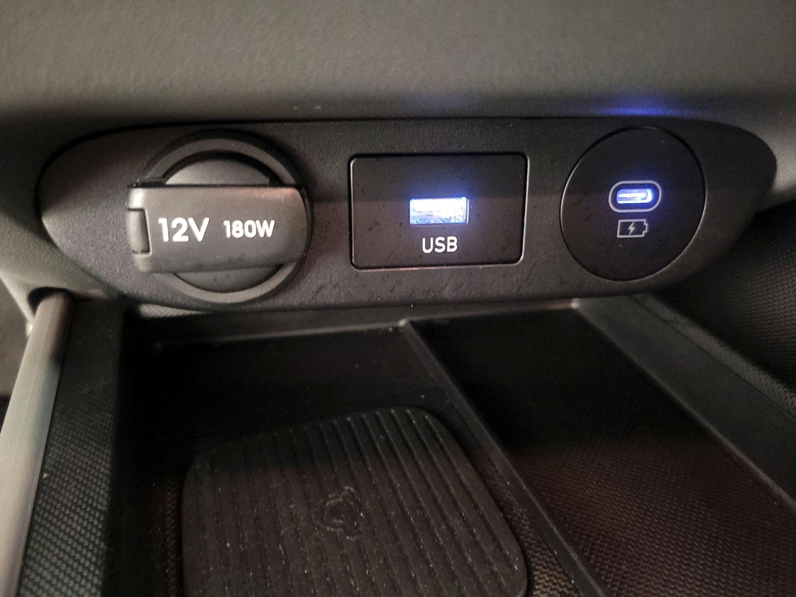 2025 Hyundai Elantra SEL - Photo 19
