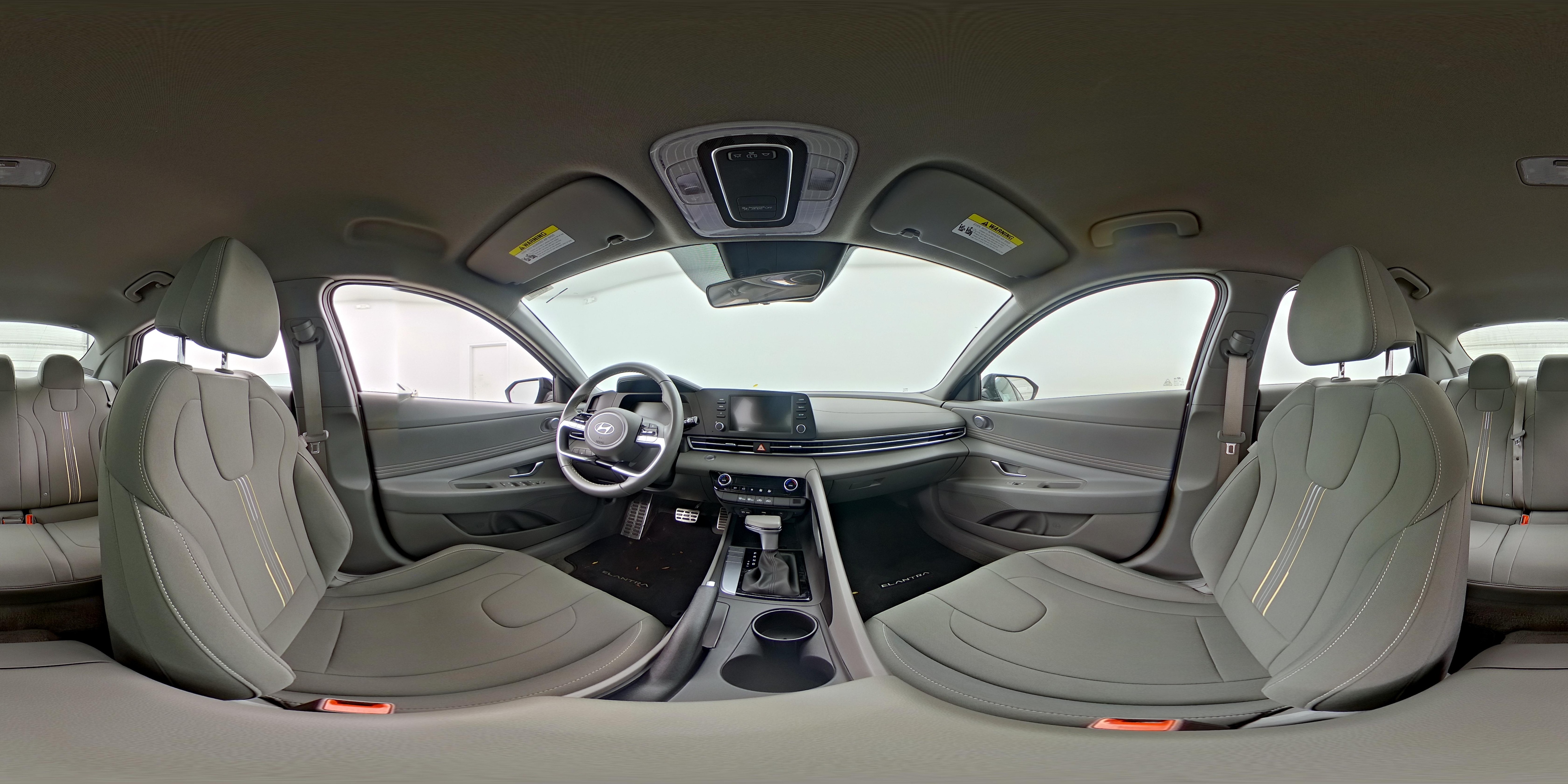 2025 Hyundai Elantra SEL - Photo 23
