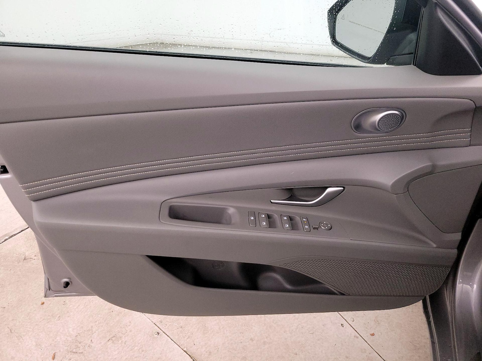 2025 Hyundai Elantra SEL - Photo 11