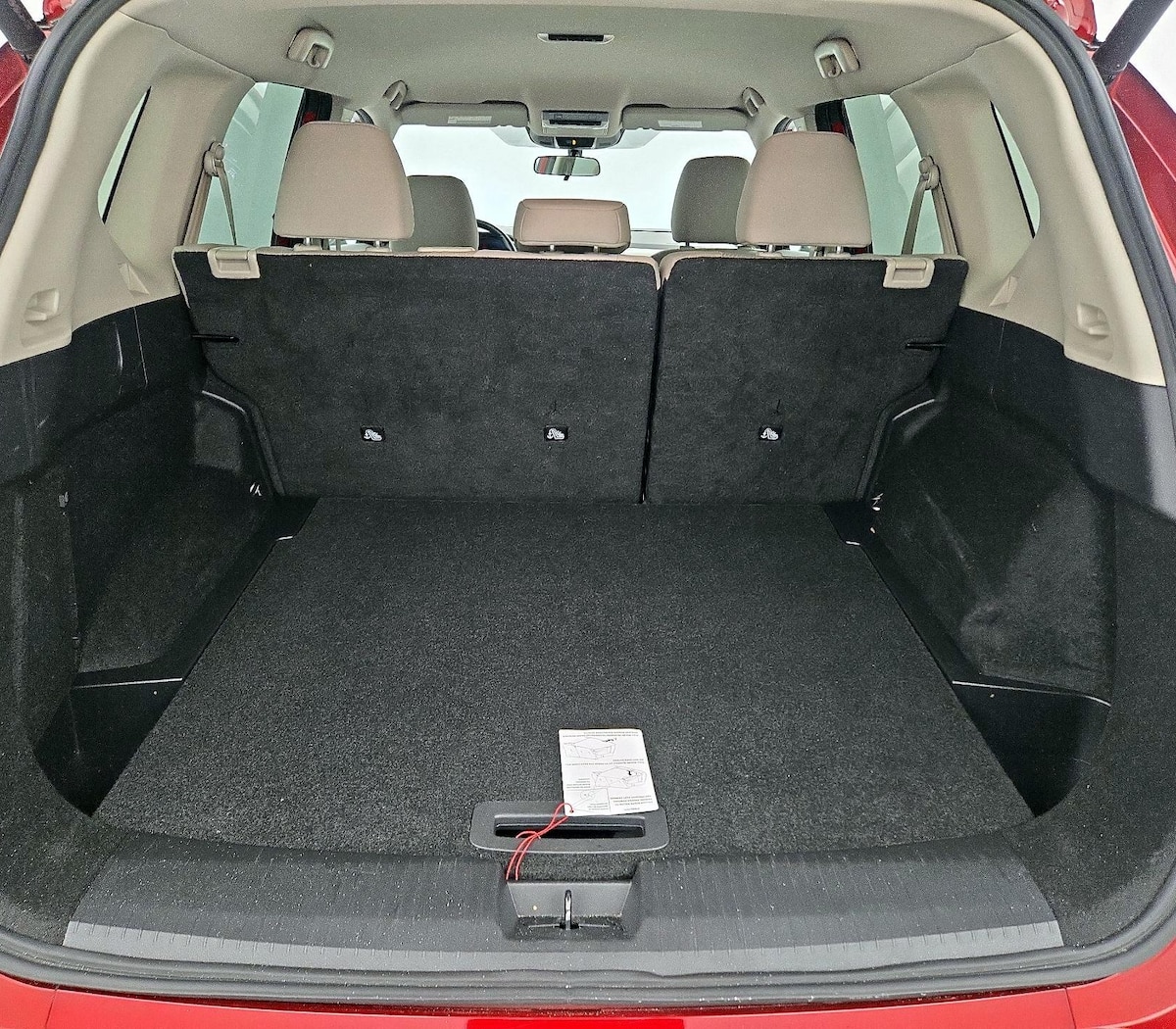 Trunk/Cargo (Seats Up)