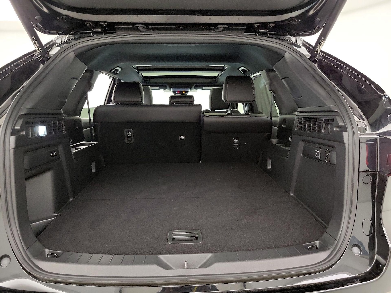 2026 Mazda CX-70 Premium Plus Package - Photo 23