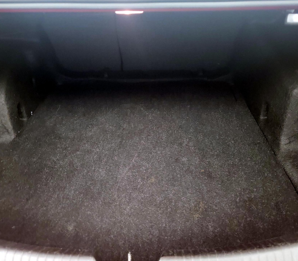 Trunk/Cargo (Seats Up)