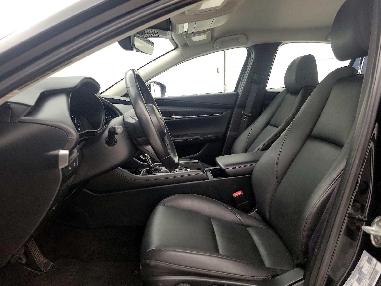 Side Airbags & Leatherette Seats