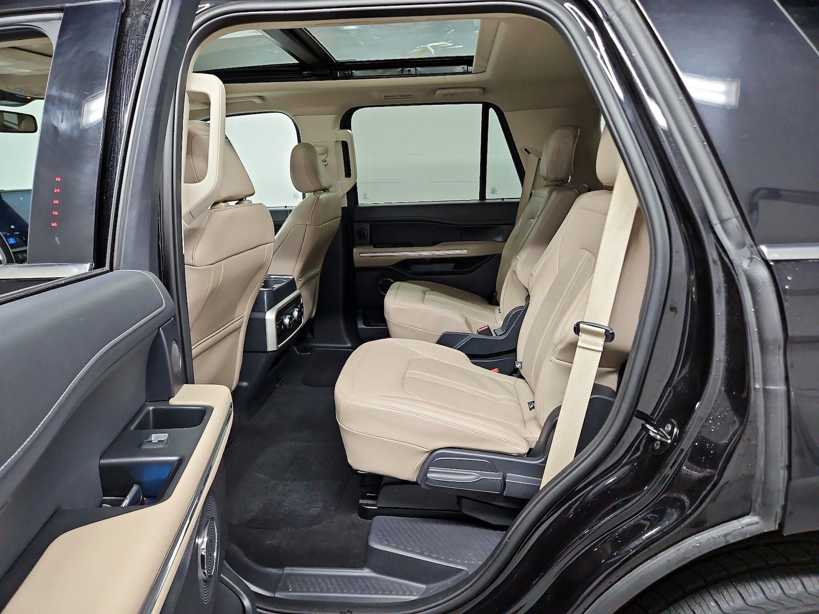 Rear Air Conditioning