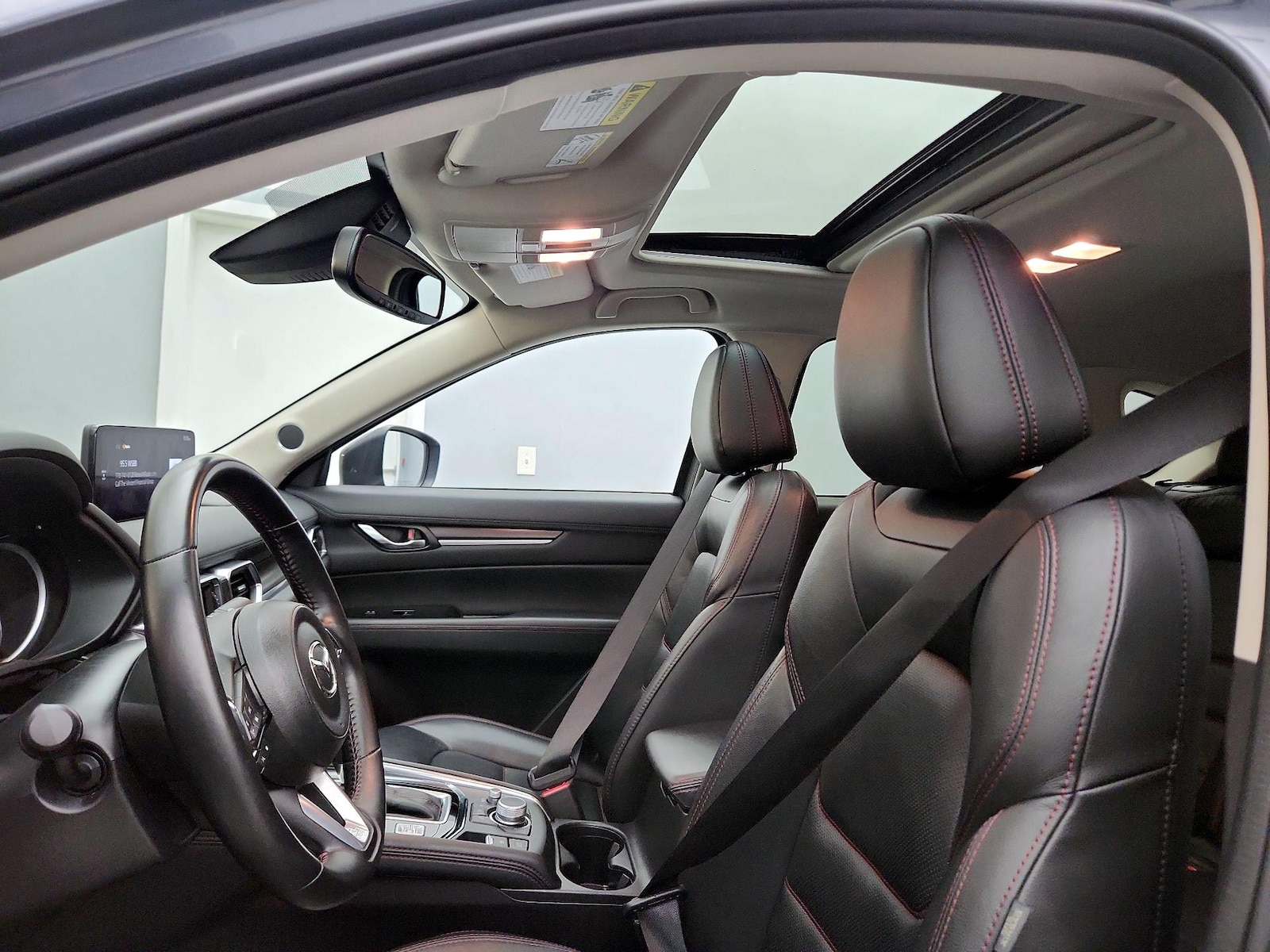 Sunroof(s) & Overhead Airbags