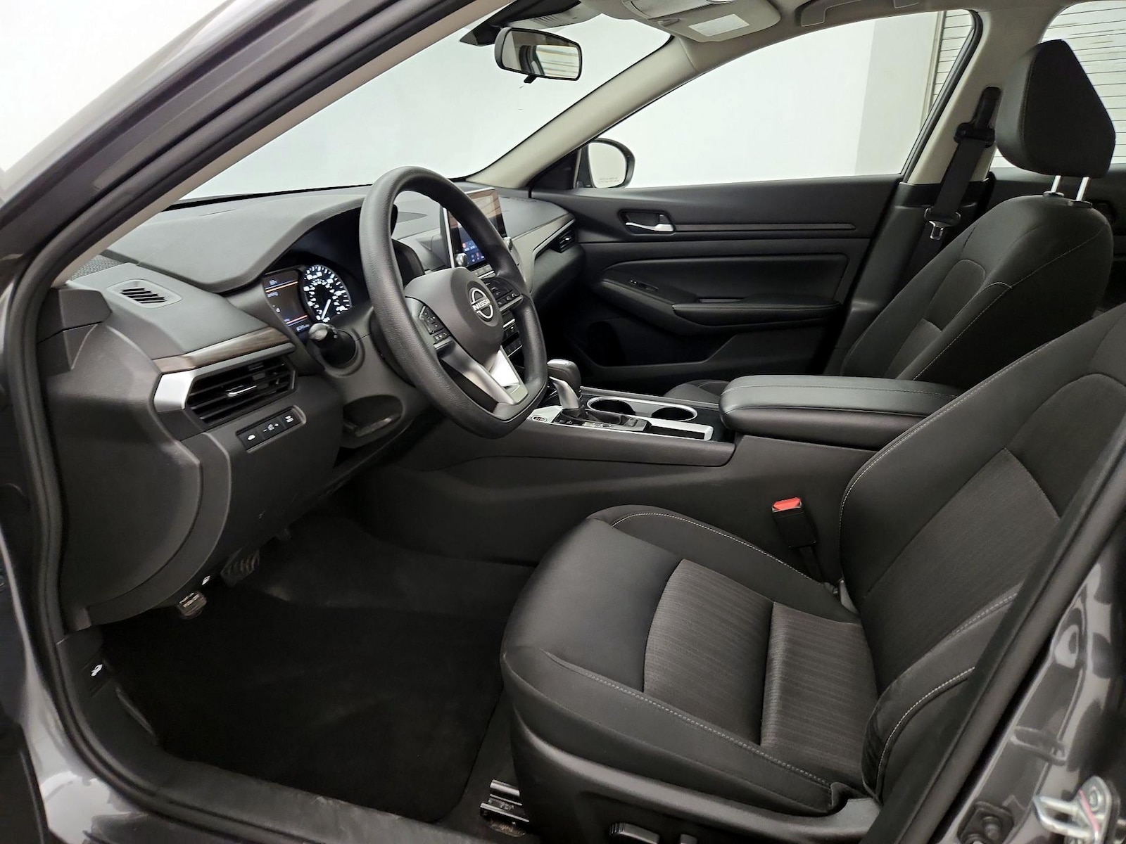 Power Seat(s) & Side Airbags