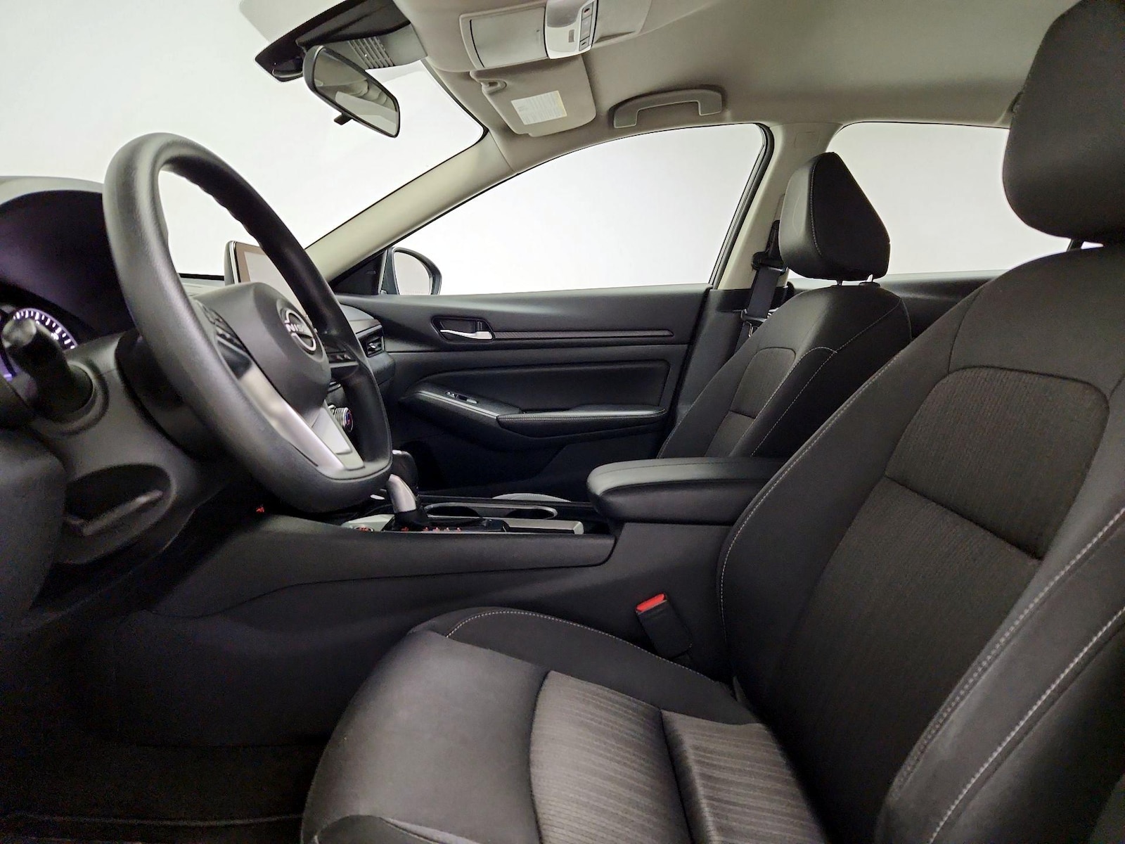 Power Seat(s) & Side Airbags