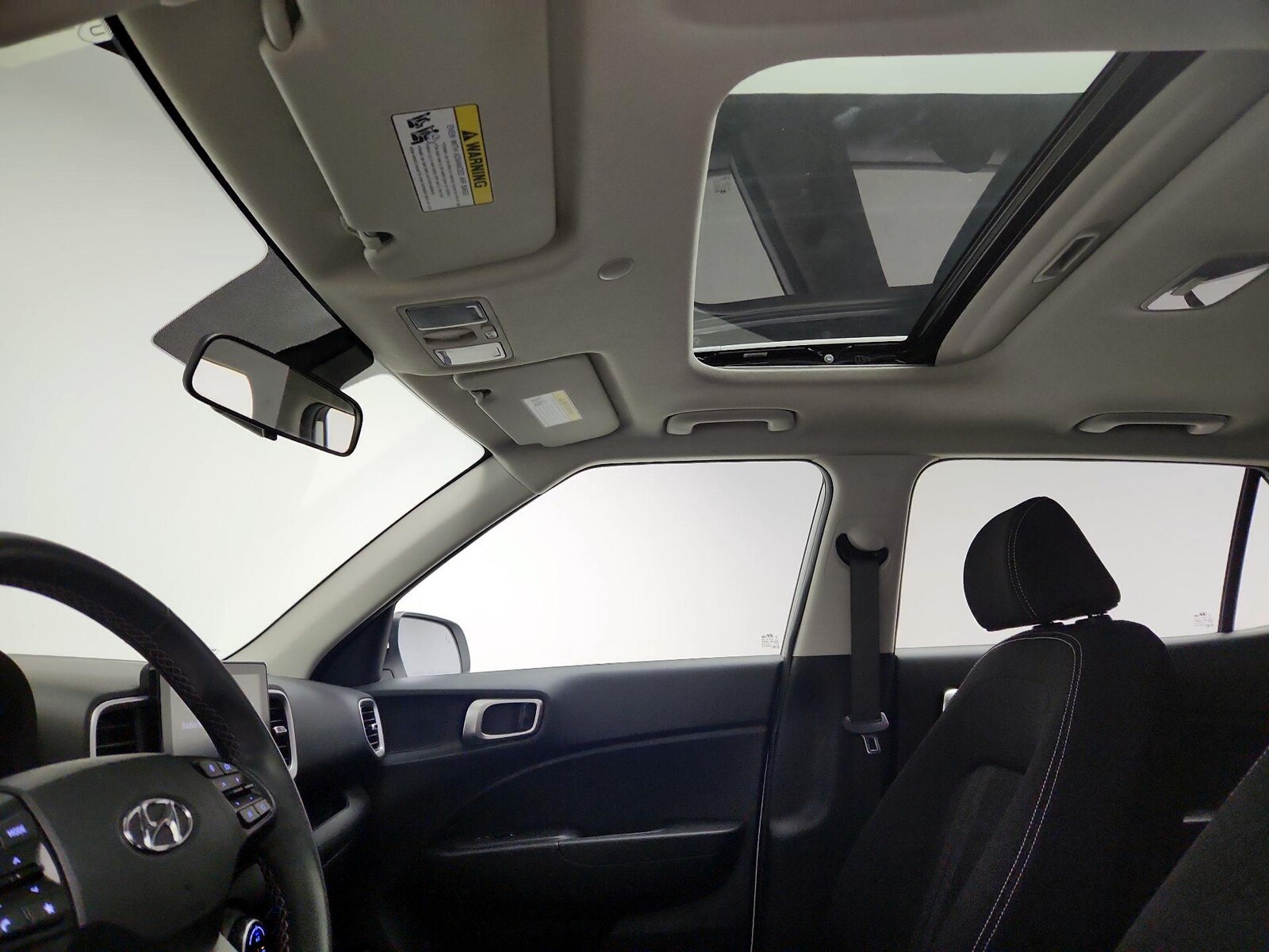 Sunroof(s) & Overhead Airbags
