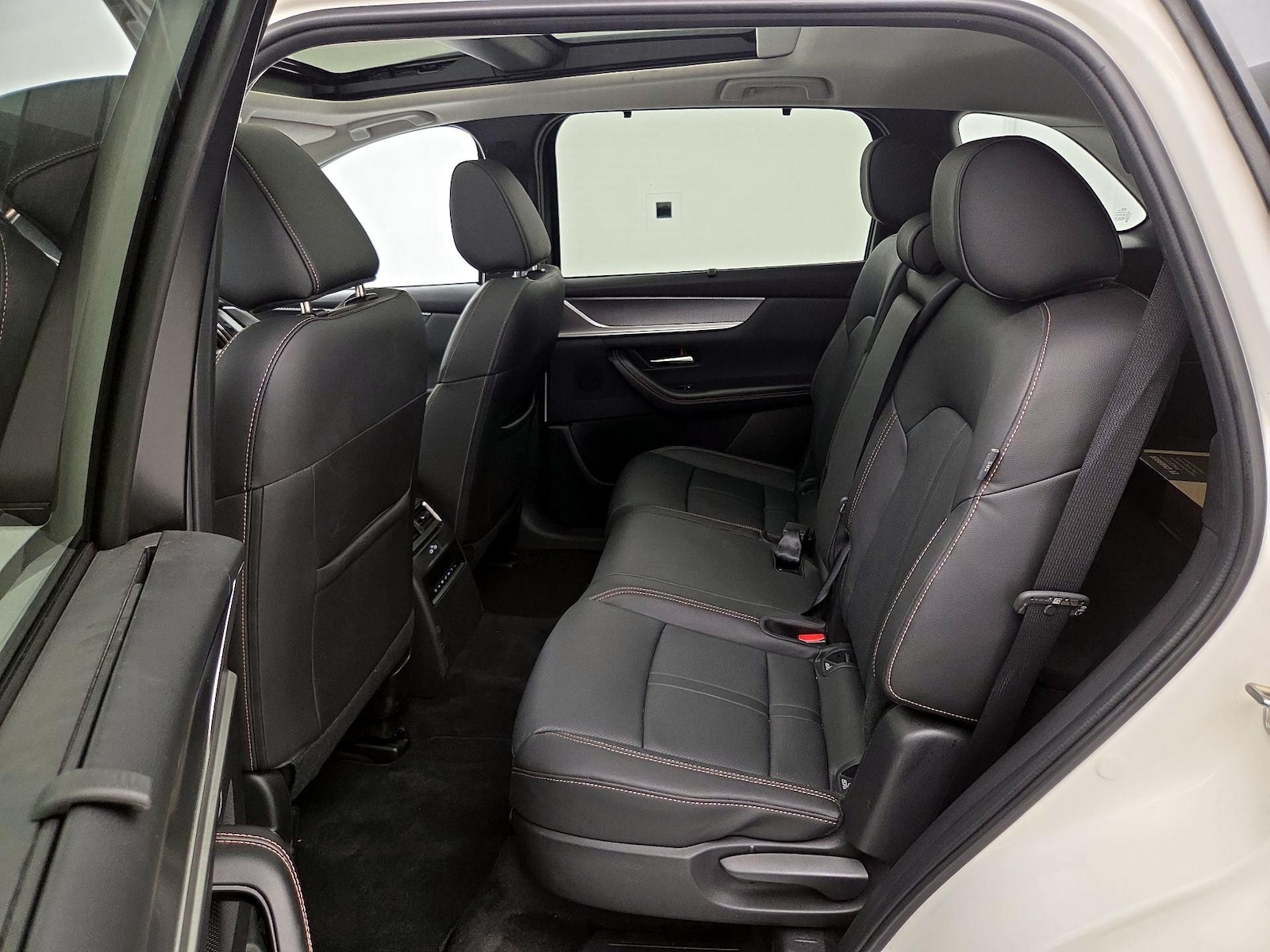 Rear Air Conditioning