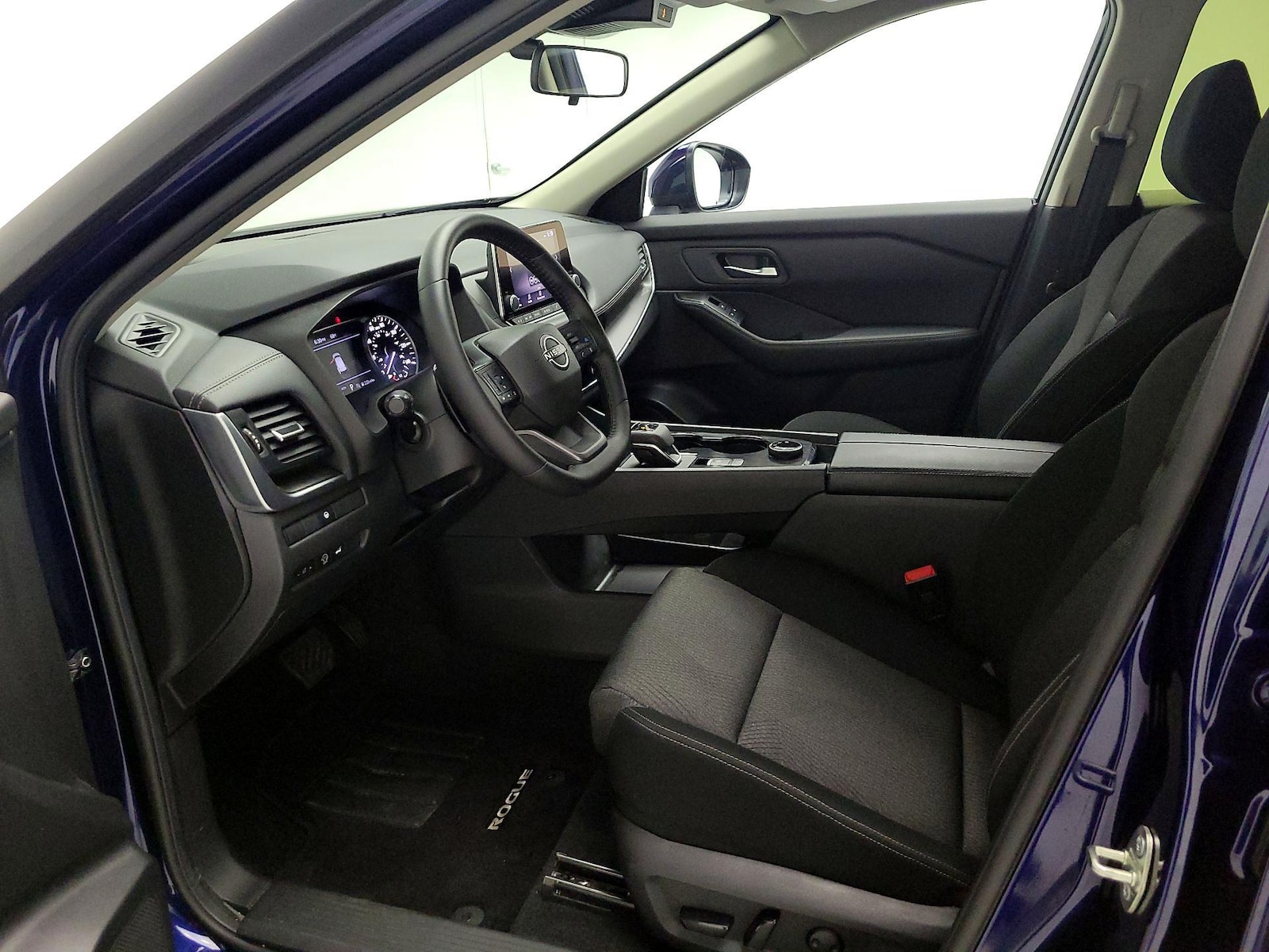 Power Seat(s) & Side Airbags
