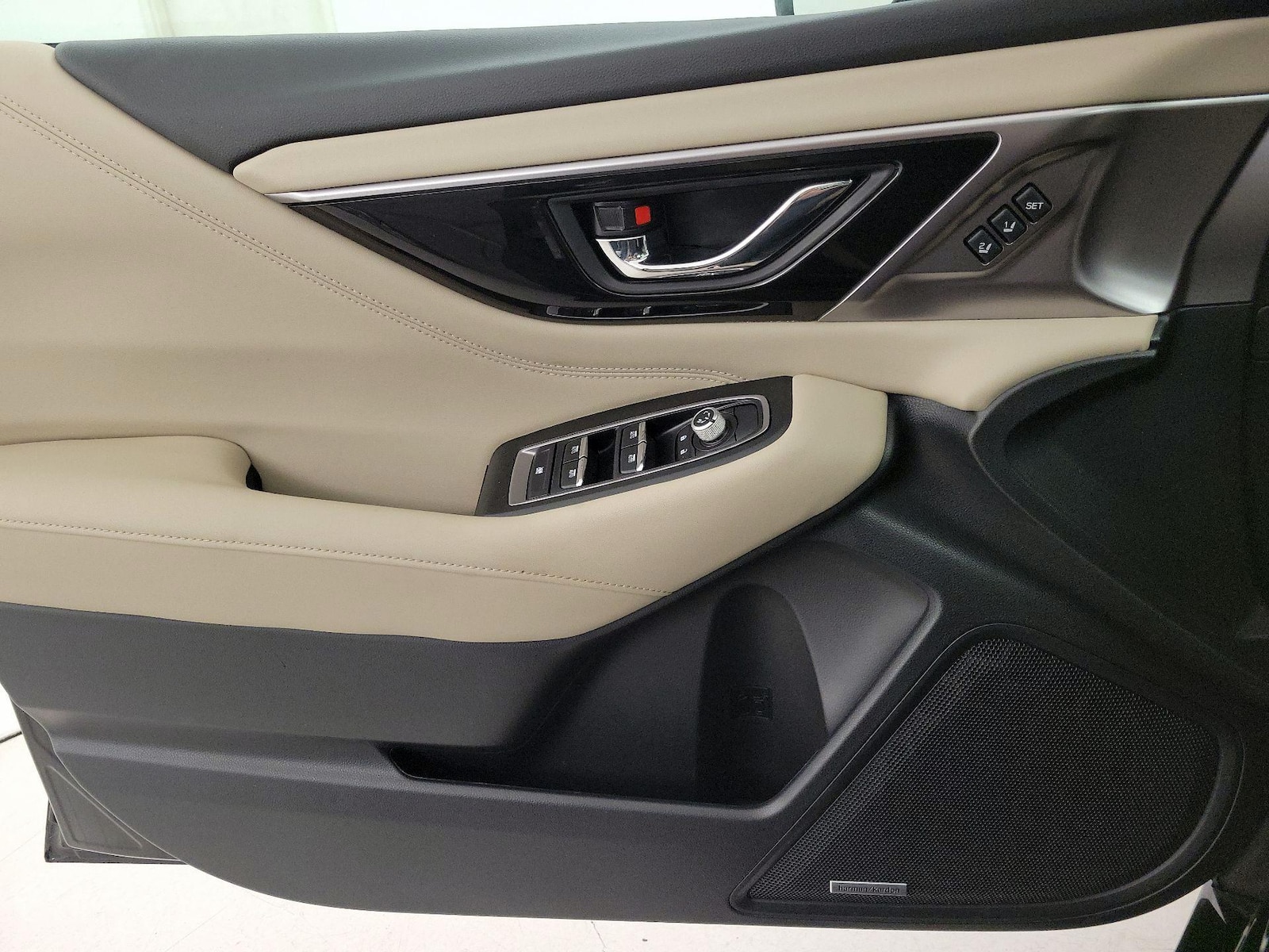 2025 Subaru Legacy Limited - Photo 13