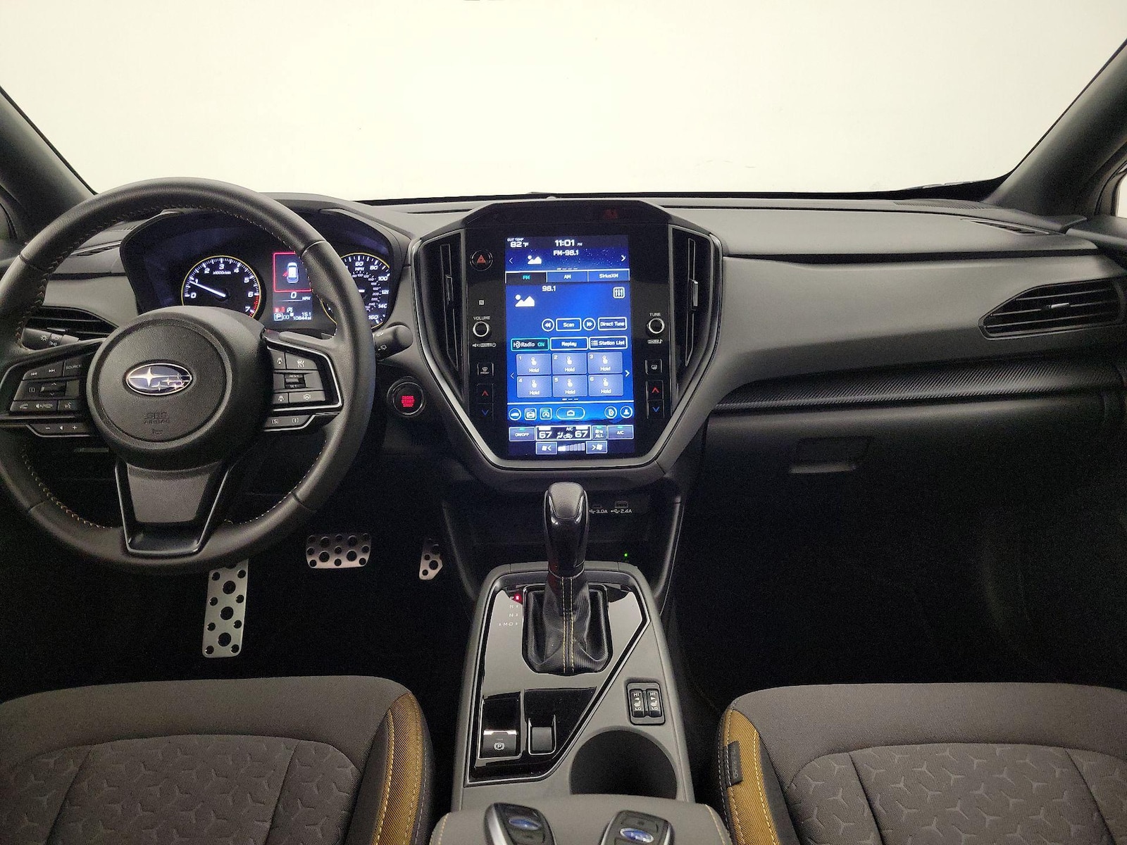 Apple CarPlay® & Android Auto™