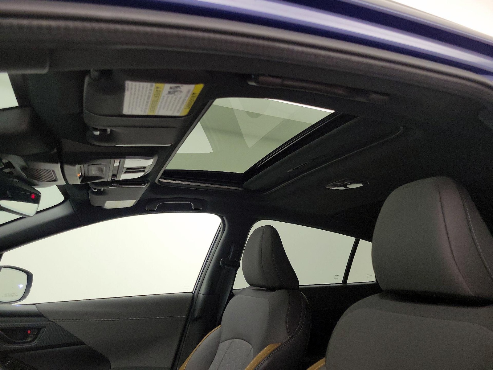 Sunroof(s) & Overhead Airbags