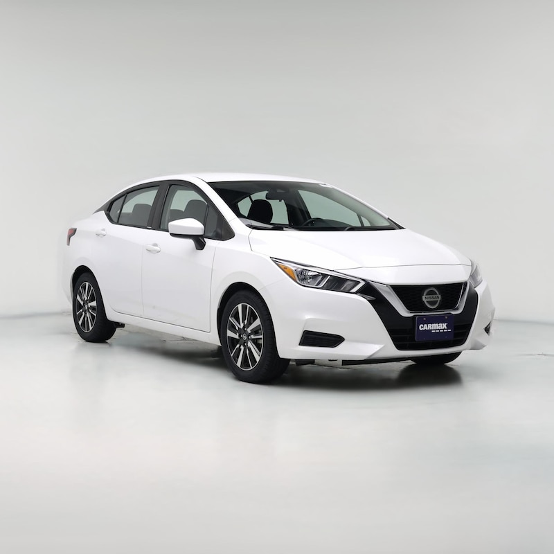2022 Nissan Versa SV
