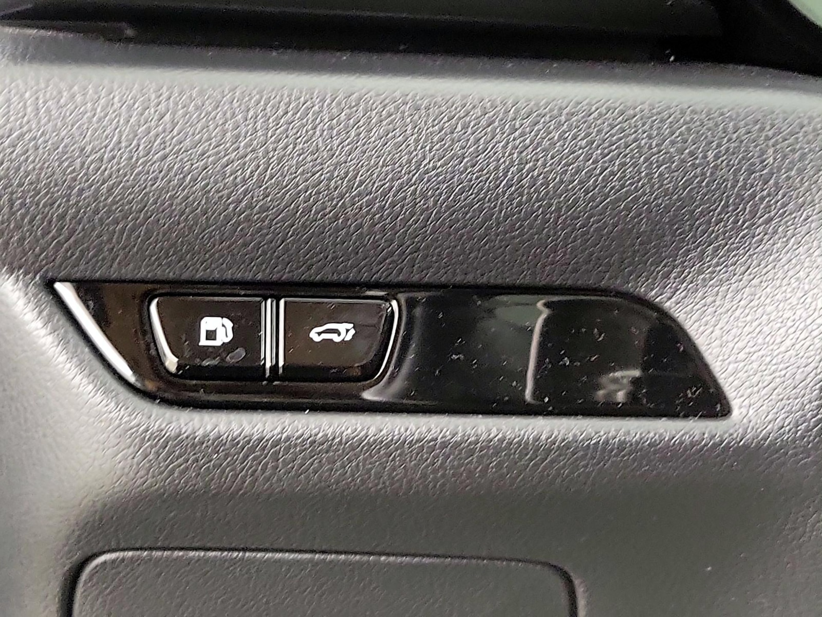 2026 Lexus NX Hybrid 350h - Photo 14