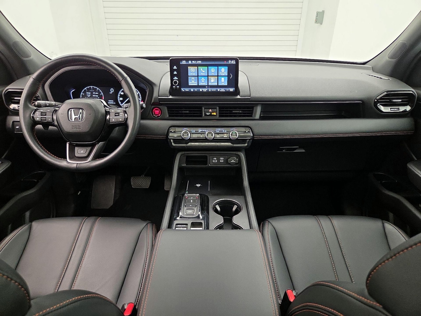 Apple CarPlay® & Android Auto™