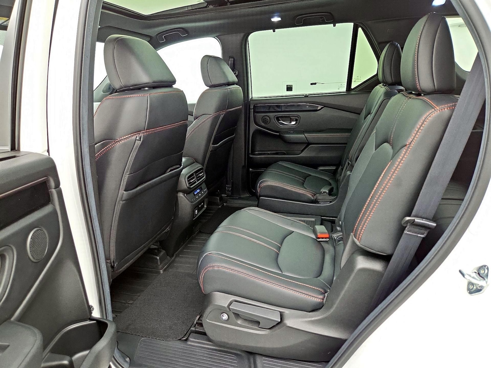 Rear Air Conditioning