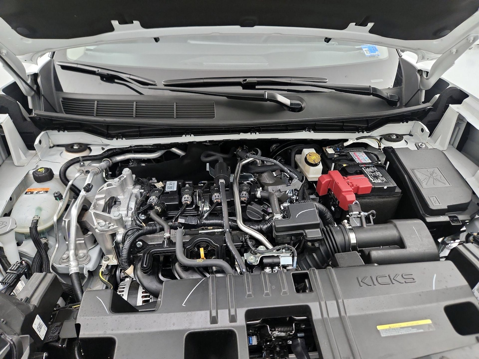 2026 Nissan KICKS SR - Photo 23
