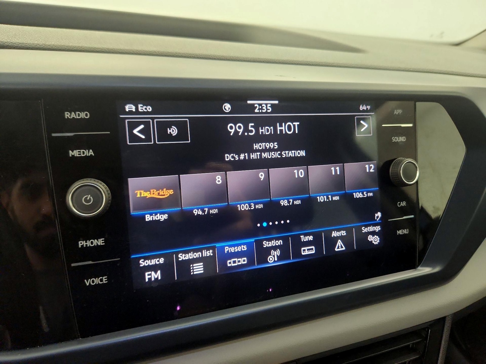 2023 Volkswagen Taos SE - Photo 16