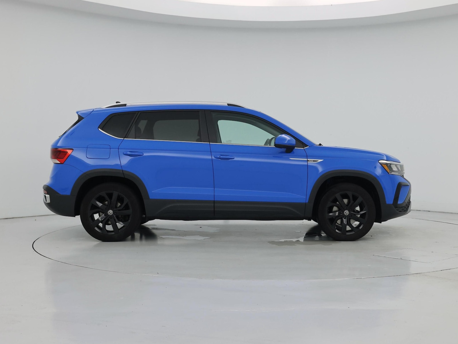 2023 Volkswagen Taos SE - Photo 8
