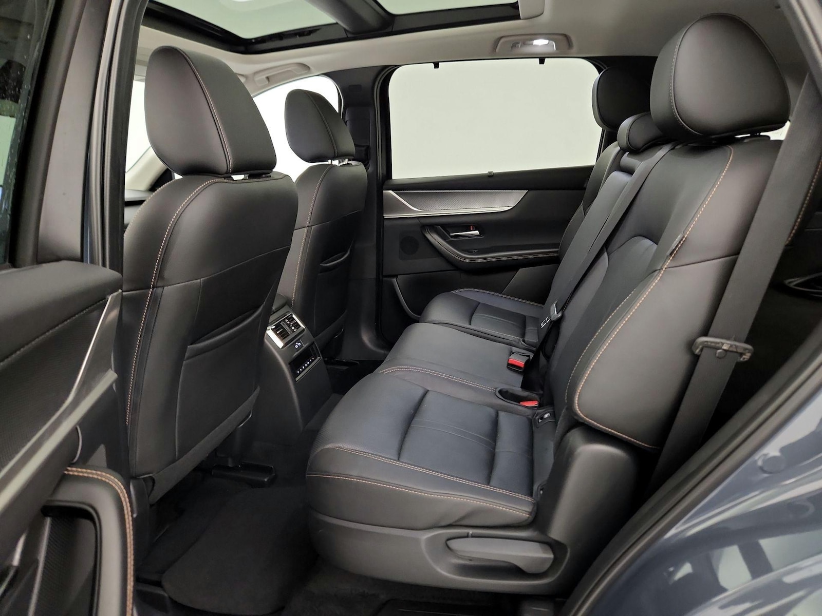 Rear Air Conditioning