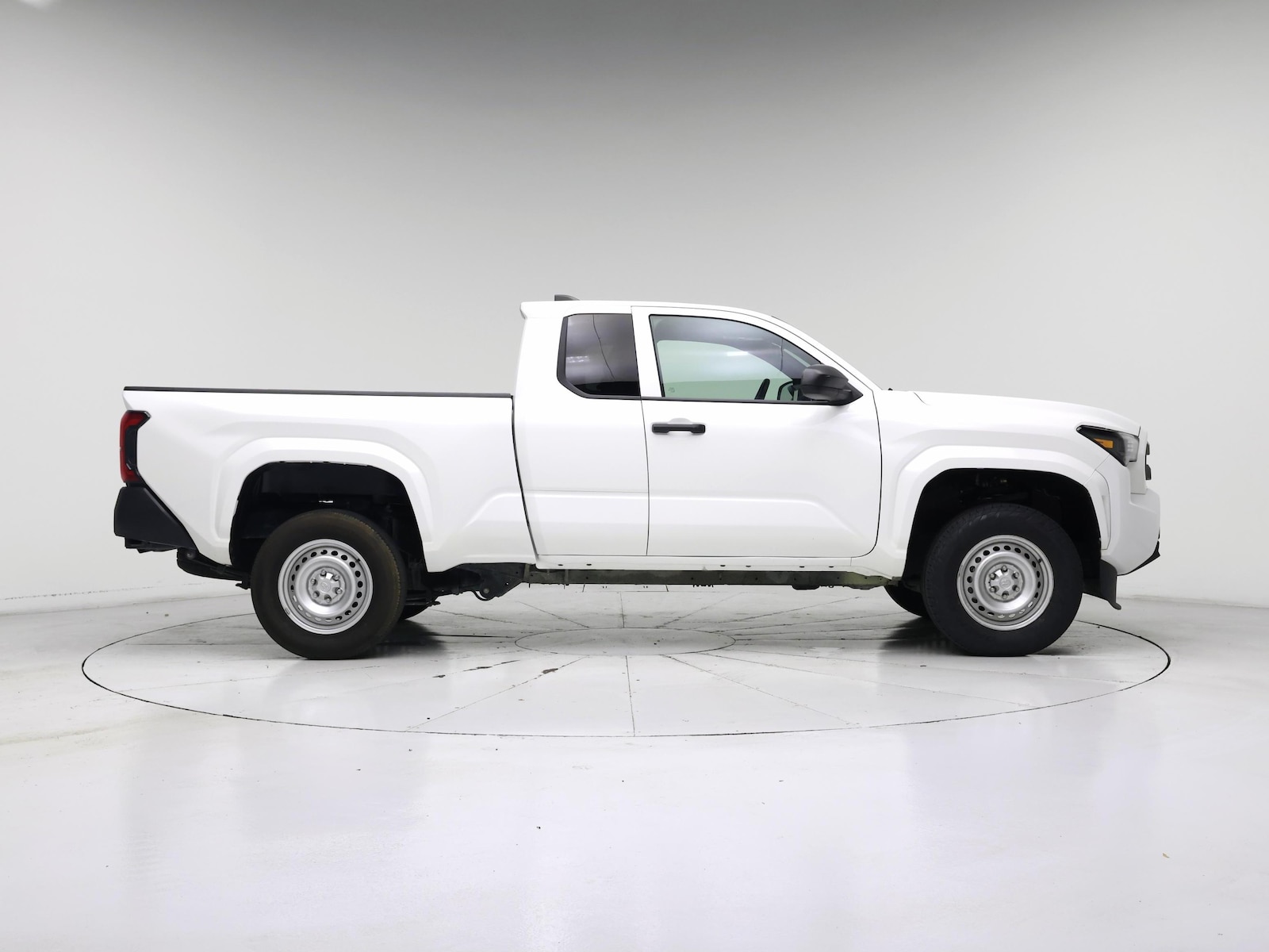 2025 Toyota Tacoma SR - Photo 8