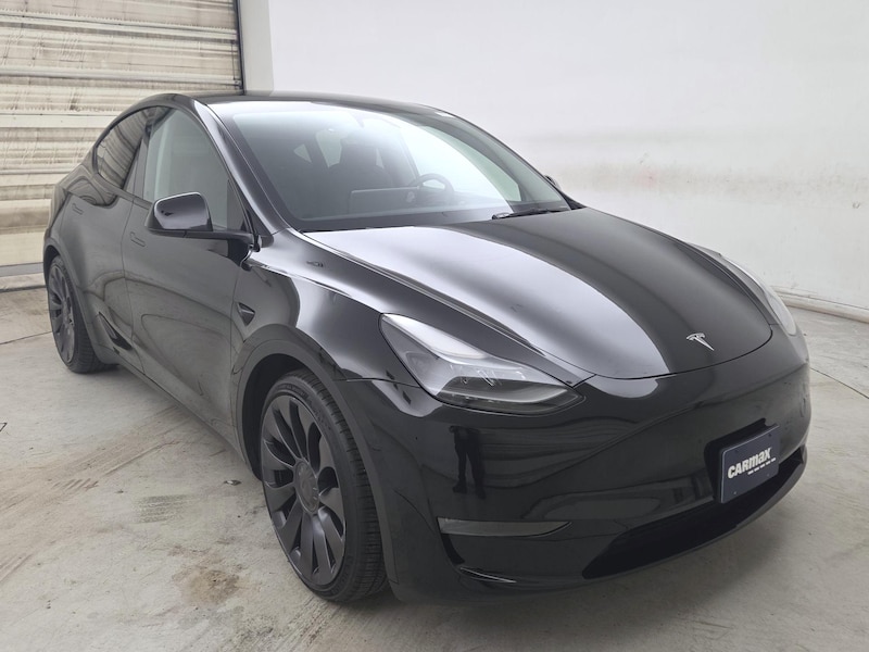 2024 Tesla Model Y Performance