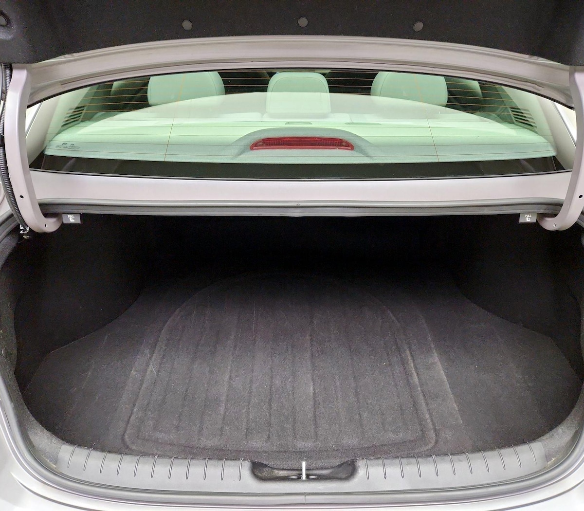 Trunk/Cargo (Seats Up)