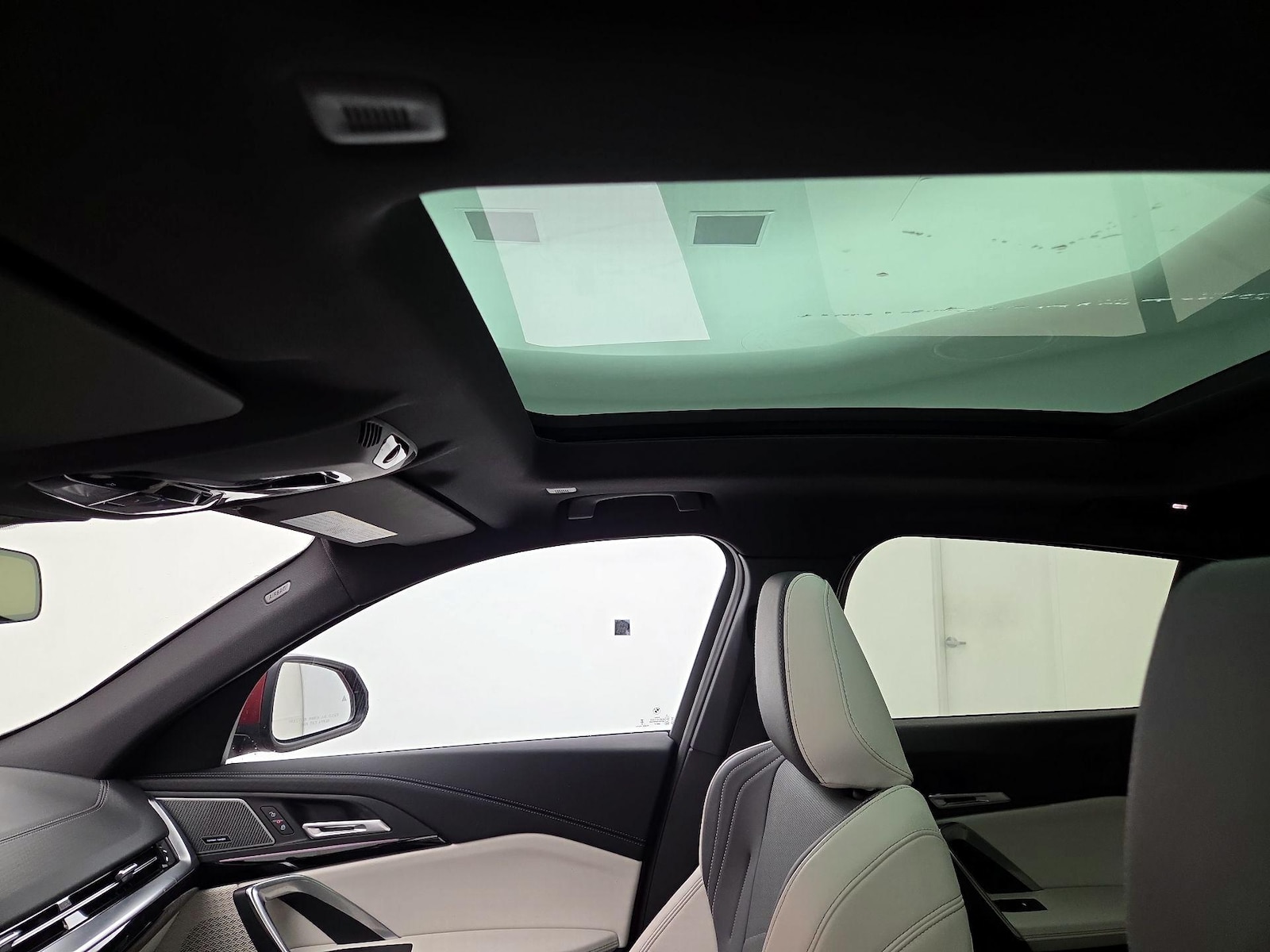 Skylight(s) & Overhead Airbags