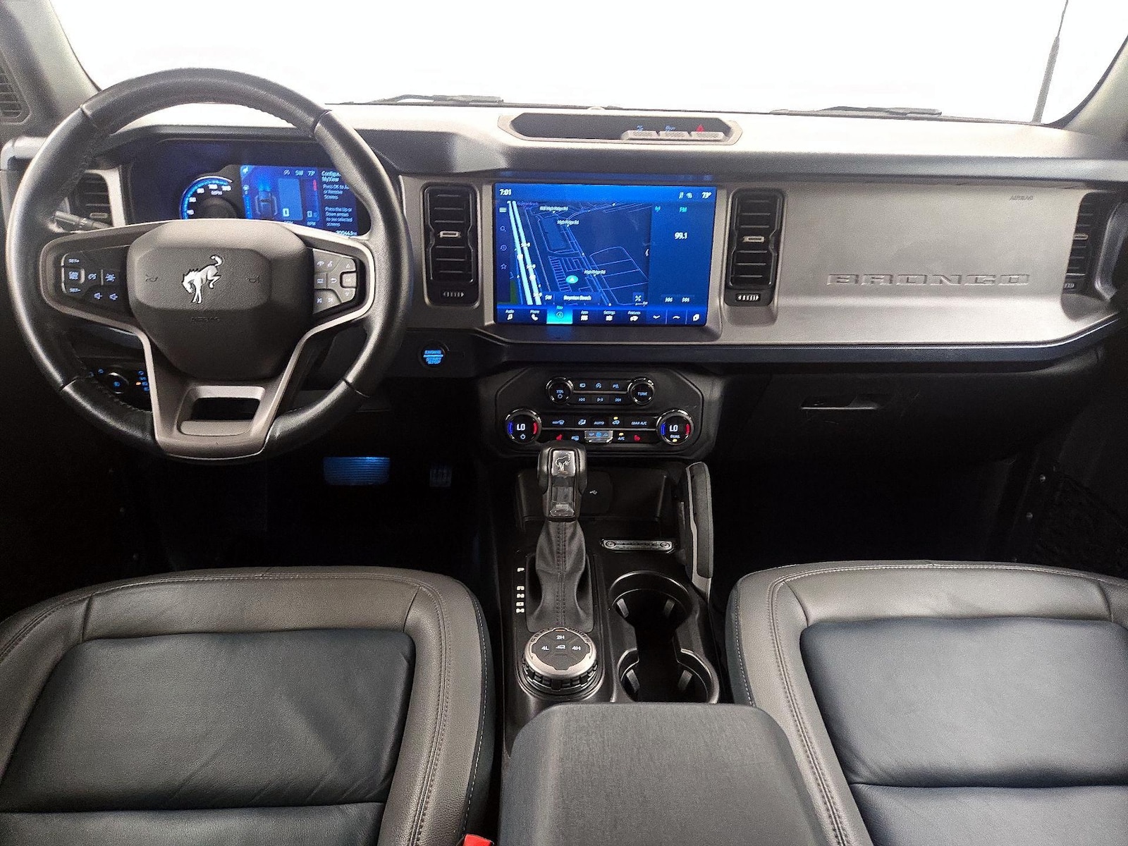 Apple CarPlay® & Android Auto™