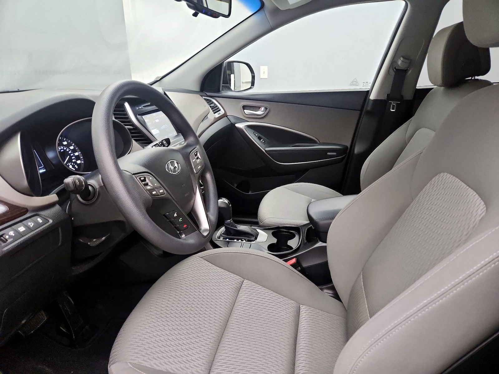 Power Seat(s) & Side Airbags