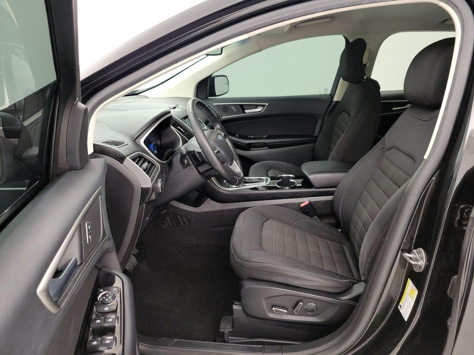 Power Seat(s) & Side Airbags