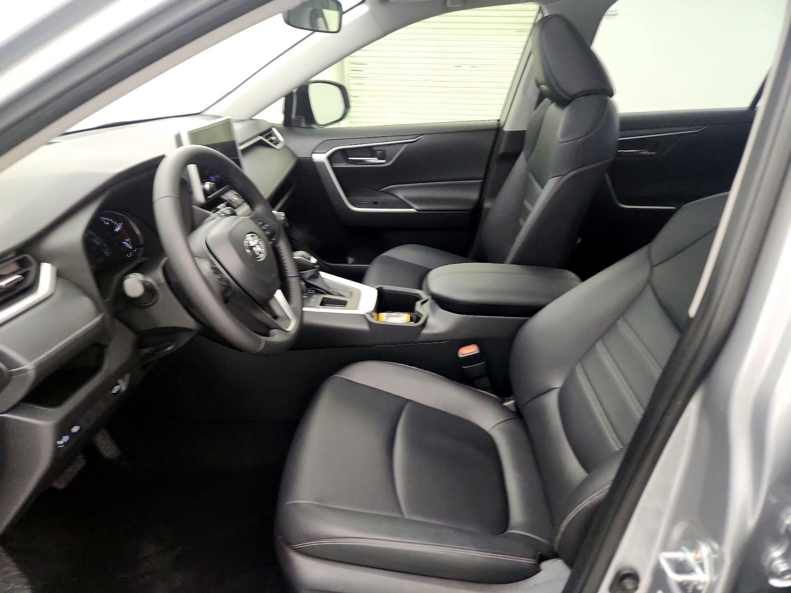 Power Seat(s) & Side Airbags