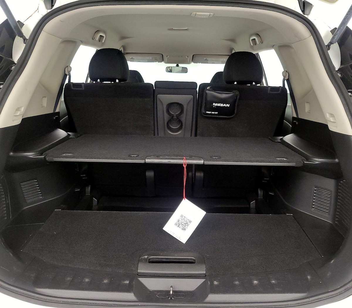 Trunk/Cargo (Seats Up)
