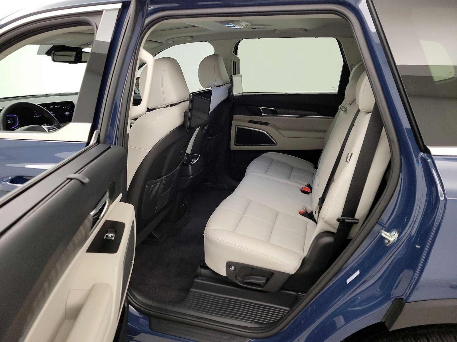 Rear Air Conditioning