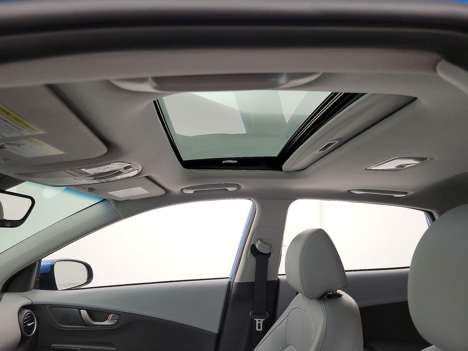 Sunroof(s) & Overhead Airbags