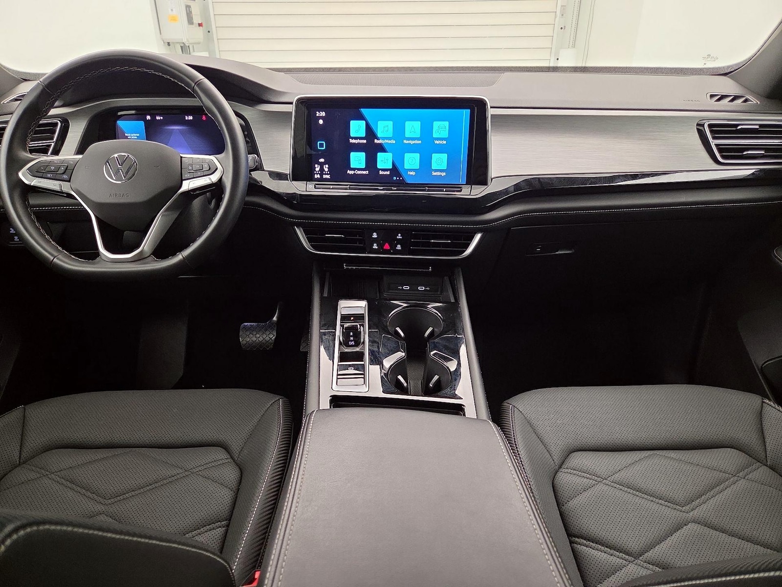 Apple CarPlay® & Android Auto™