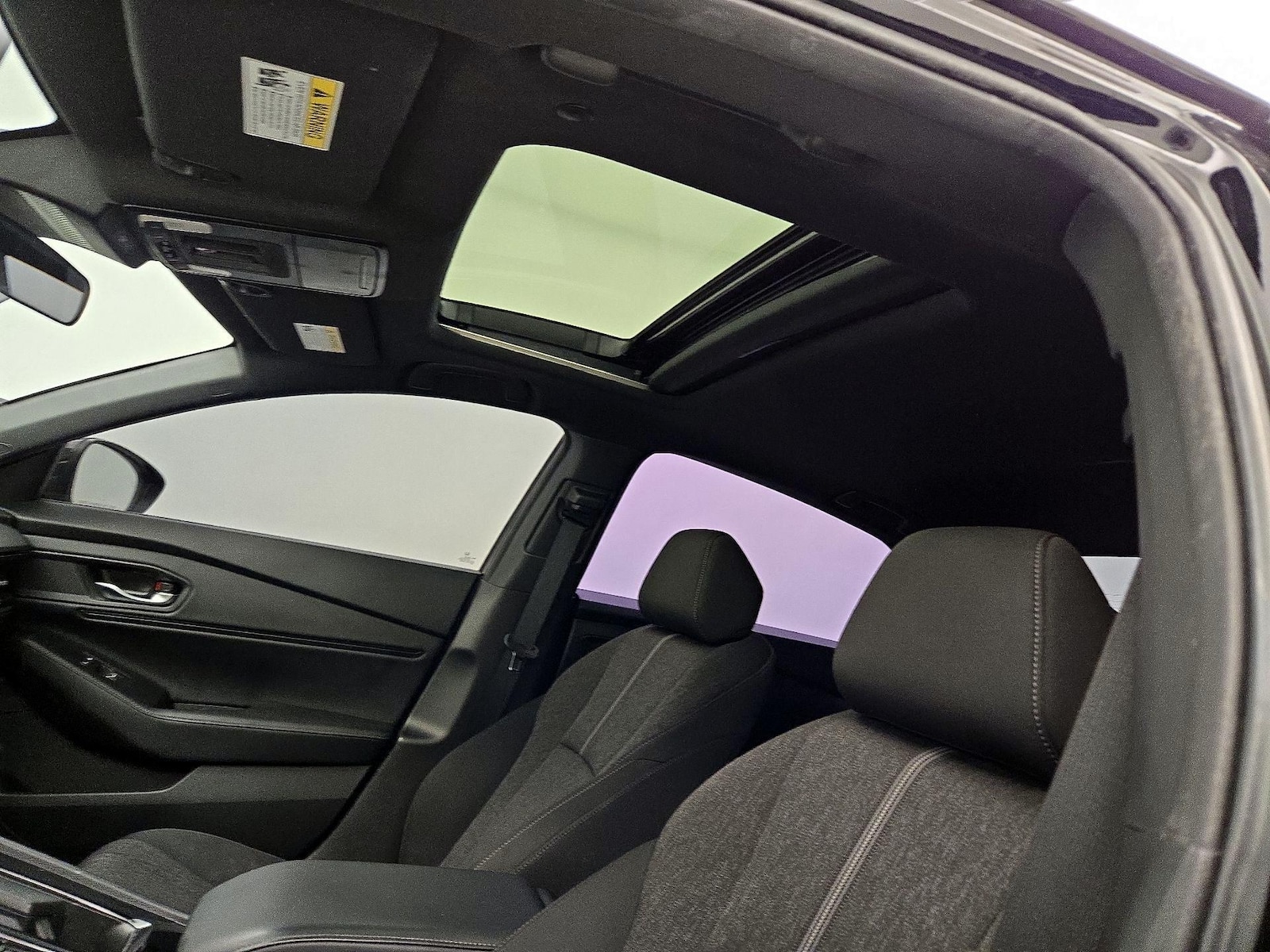 Sunroof(s) & Overhead Airbags