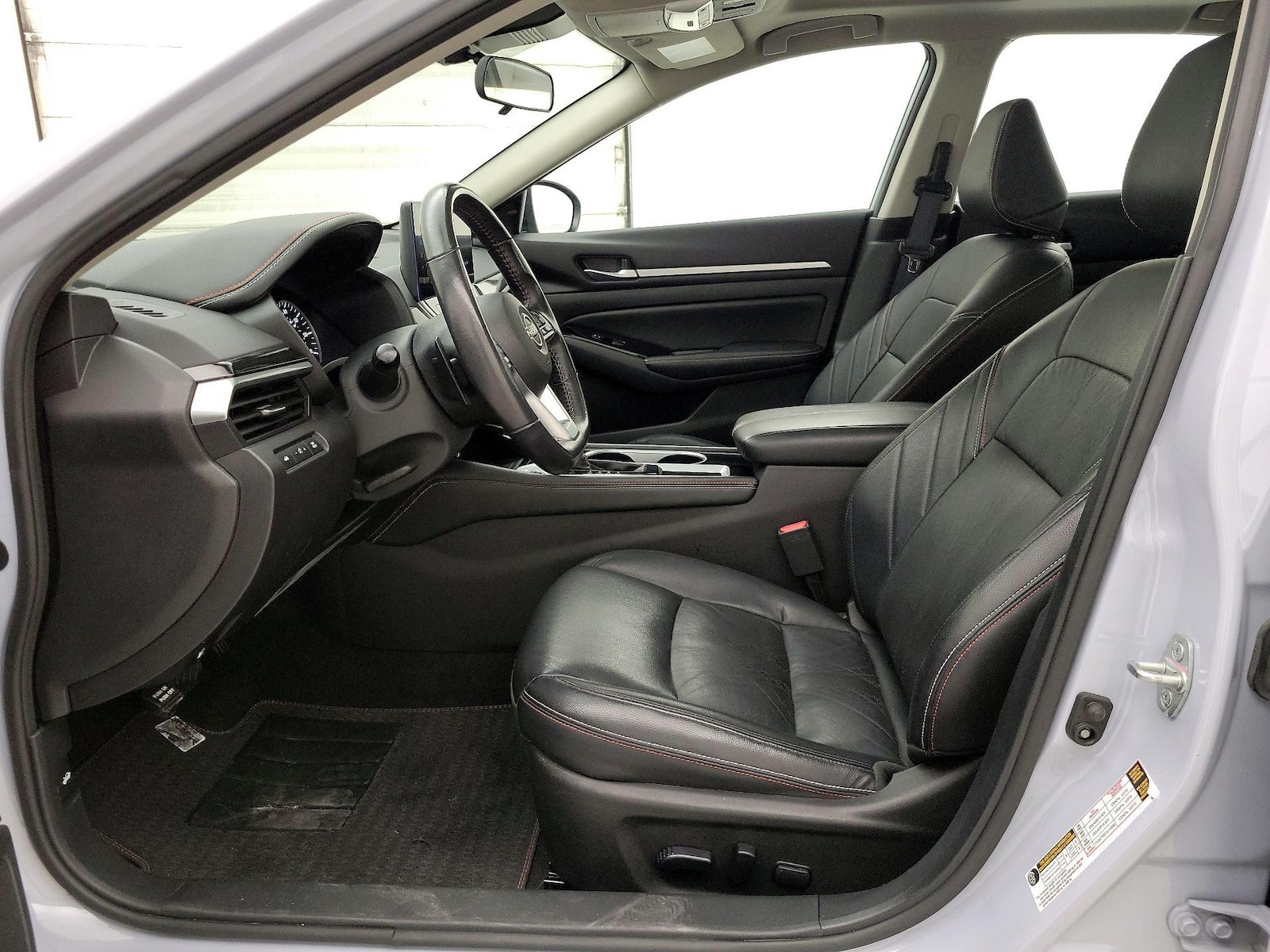 Power Seat(s) & Leather Seats